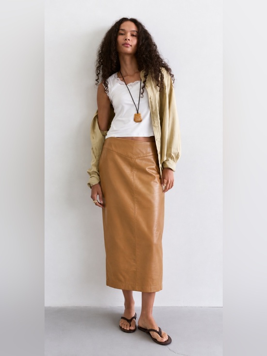 Express Dresses & Skirts - Express XS Camel Faux Leather Stretch Pencil Skirt